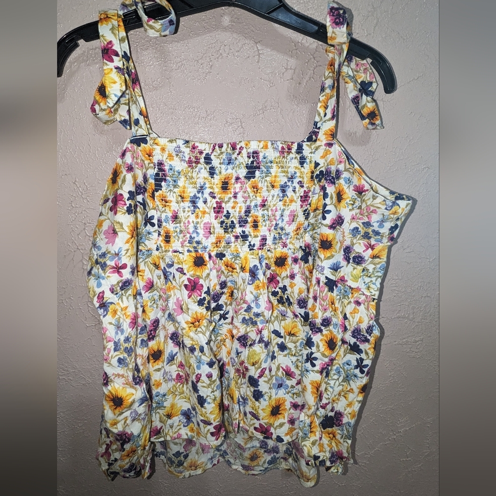 Floral Tank - Picture 2 of 6